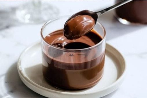 Chocolate Greek Yogurt Dessert
